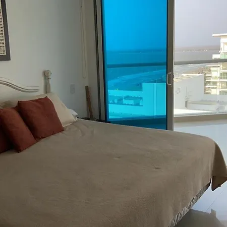 Lux Beachfront * Cartagena