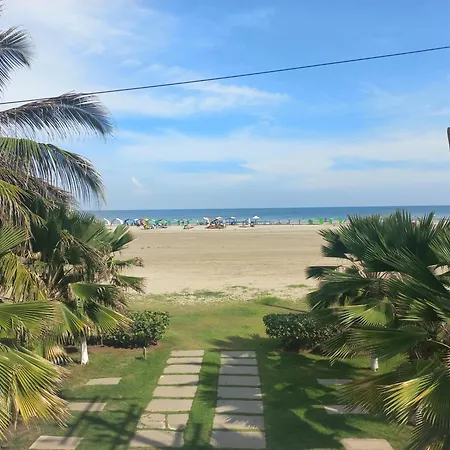 Lux Beachfront * Cartagena